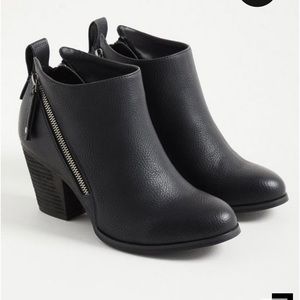 Torrid Side Zip Bootie Womens Size 9.5 NWT